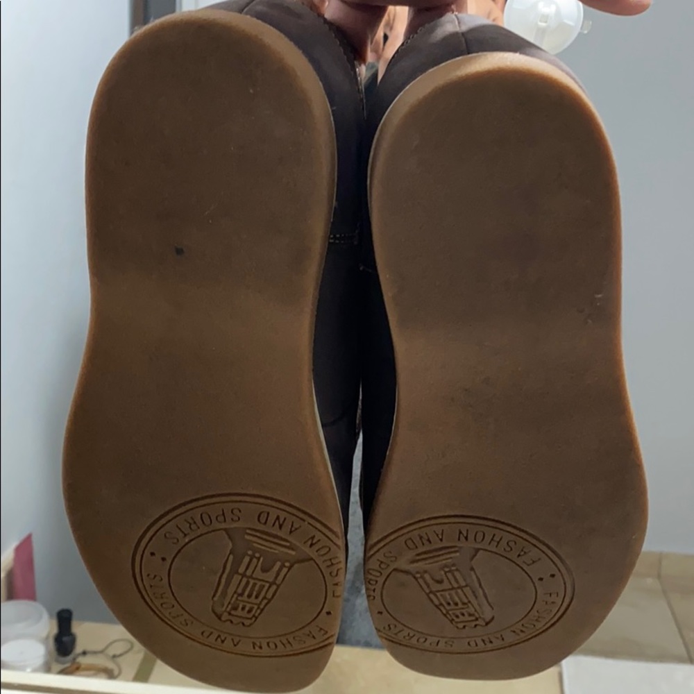 Decode Brown Shoes - Picture 6 of 7